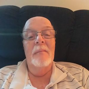 Meet your Posher, Larry